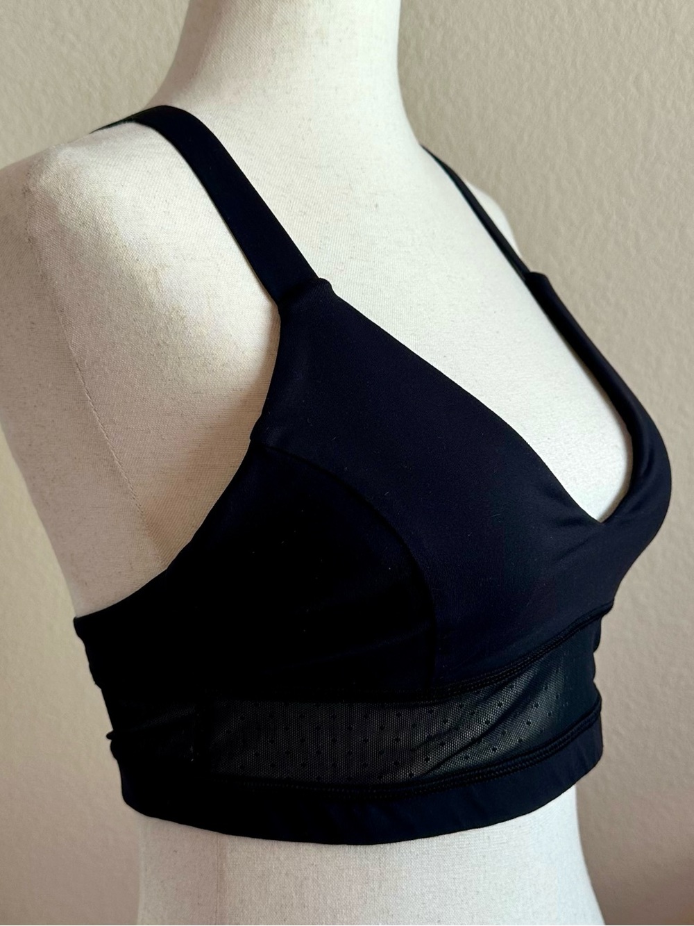 Lululemon Energy Long Line Bra Top Black Criss Cross Sheer Polka Dot Panel Small